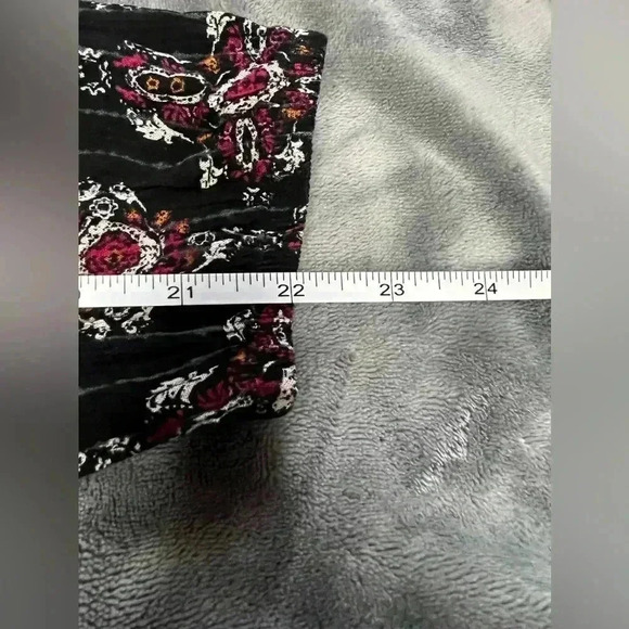 Mason & Belle Boho Paisley Top/Blouse, size Small, Red/Black/Multi Prairie Girl - Picture 7 of 8